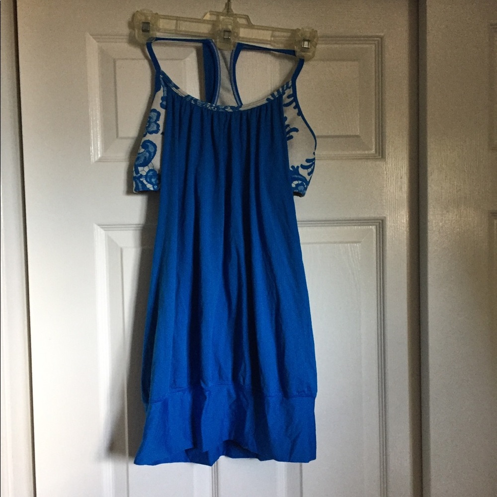 lululemon tank top with built in bra